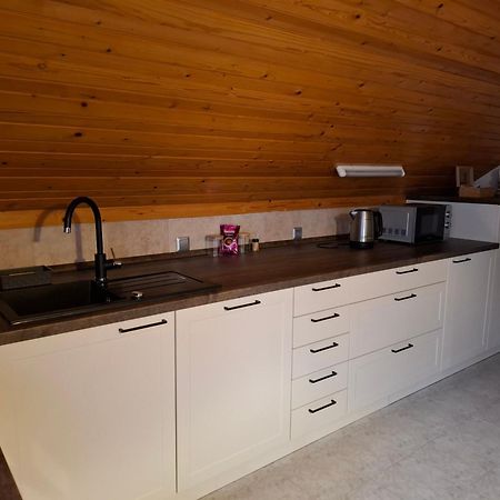 Apartma Cvrsta Trojka เยเซนิตเซ ภายนอก รูปภาพ