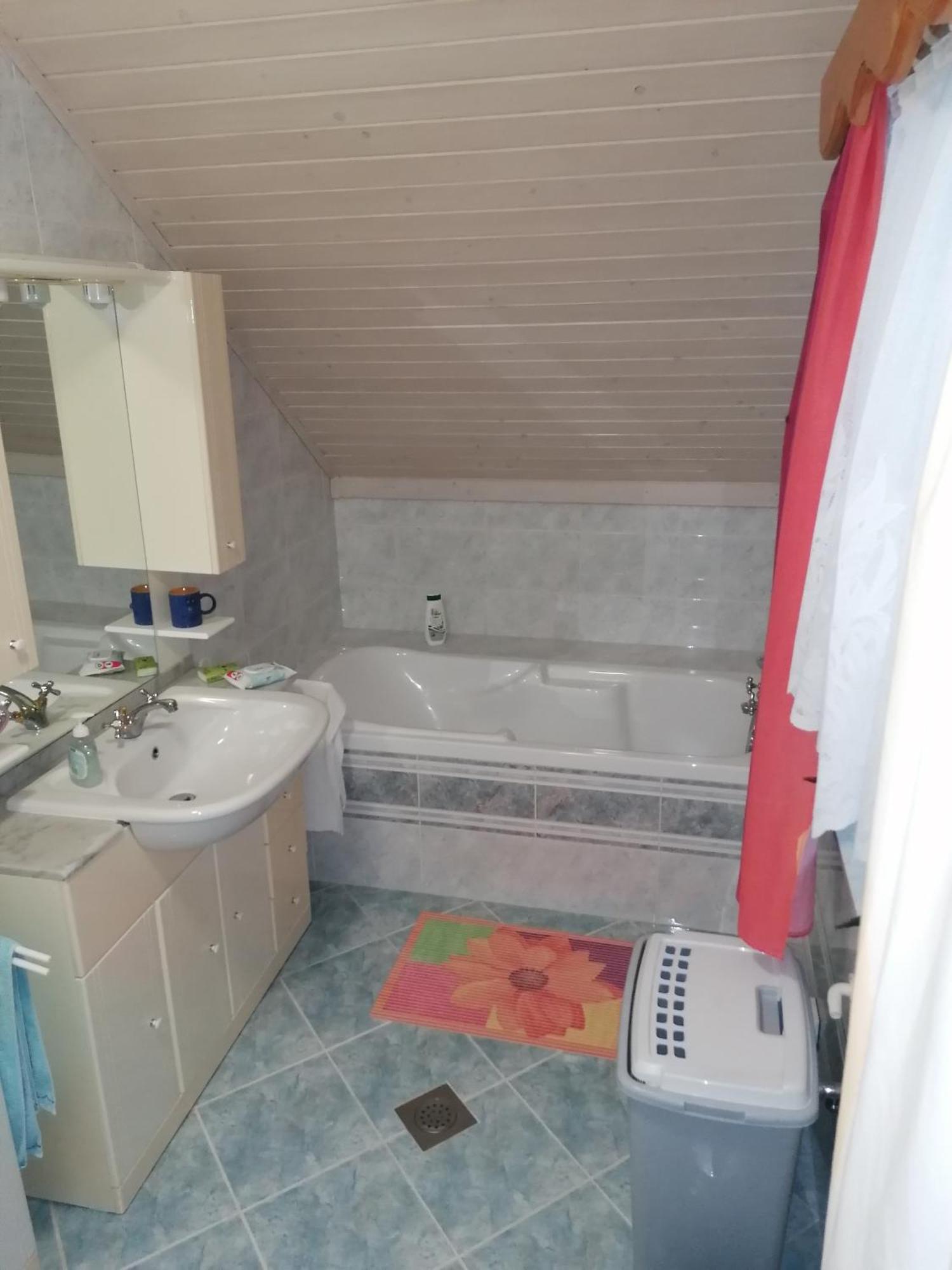 Apartma Cvrsta Trojka เยเซนิตเซ ภายนอก รูปภาพ