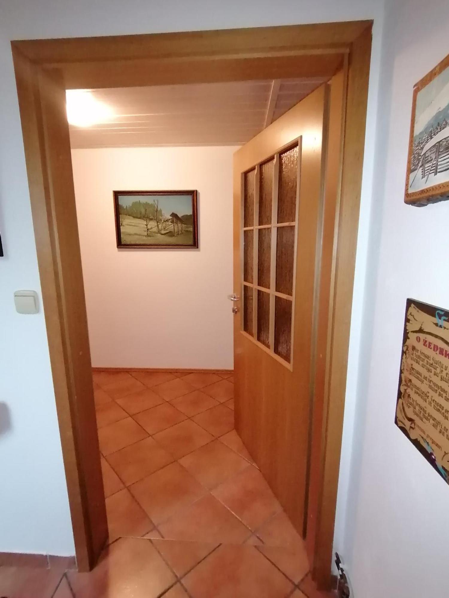 Apartma Cvrsta Trojka เยเซนิตเซ ภายนอก รูปภาพ