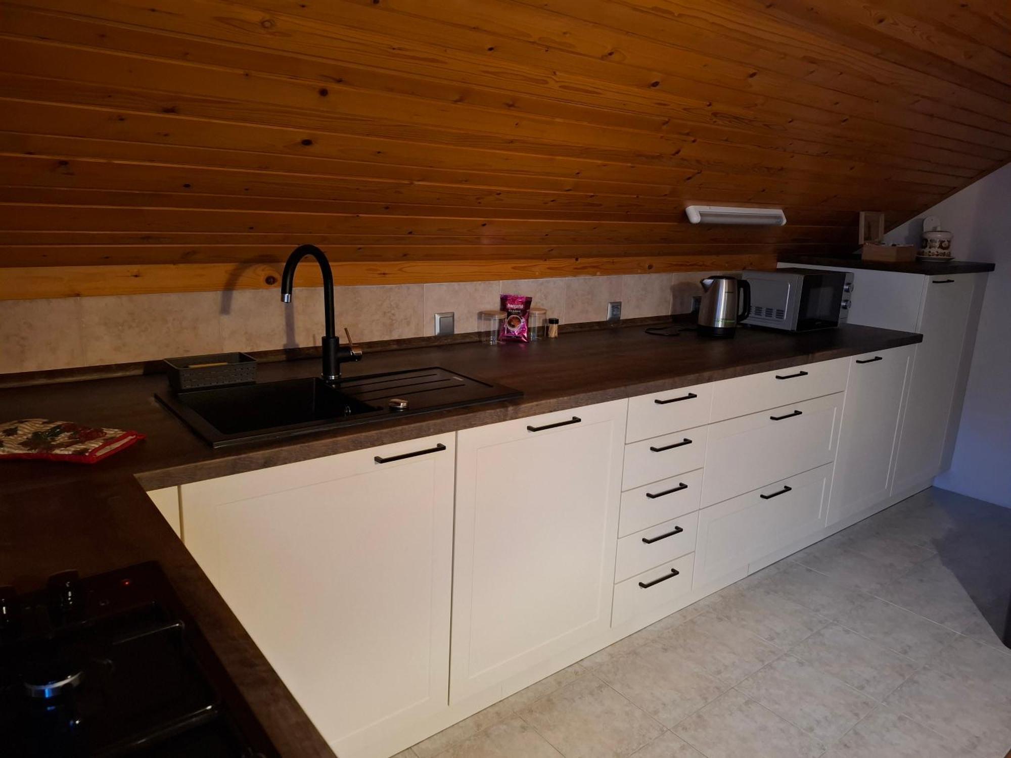 Apartma Cvrsta Trojka เยเซนิตเซ ภายนอก รูปภาพ