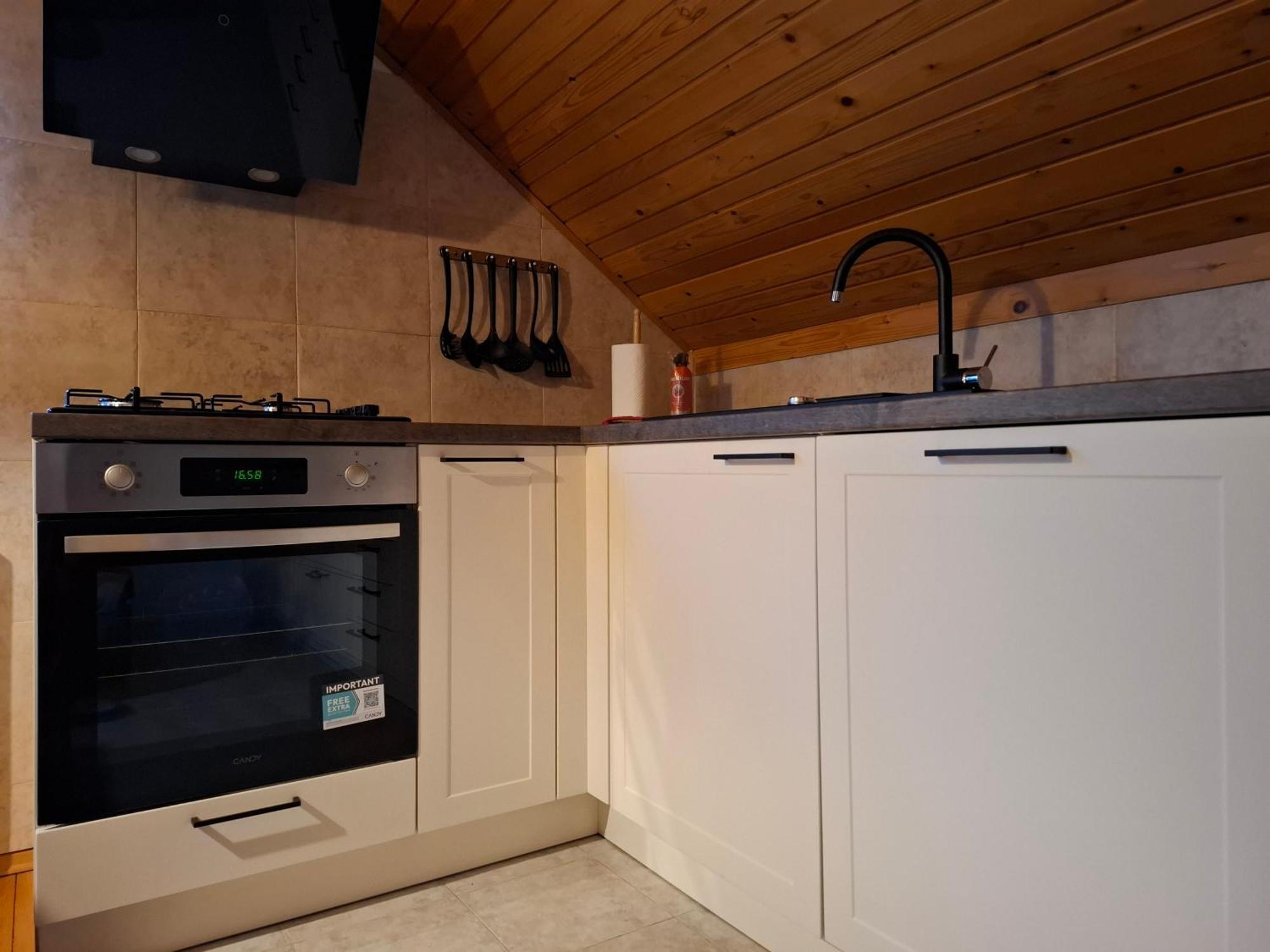 Apartma Cvrsta Trojka เยเซนิตเซ ภายนอก รูปภาพ